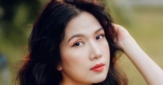 Thùy Dương của "Ải trần gian" xưa ở biệt thự 10...