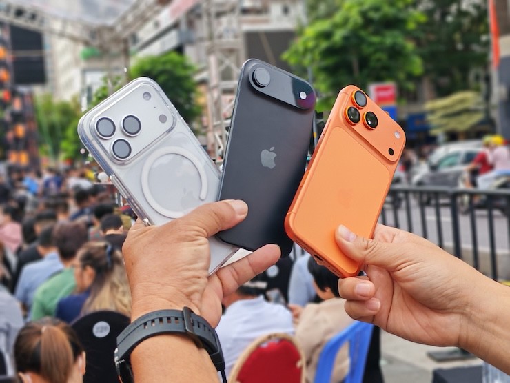 Bộ sản phẩm iPhone mới đã lên kệ tại Việt Nam.