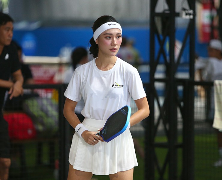 Đã gặt hái được nhiều danh hiệu ở các giải đấu pickleball phong trào trong nước cũng như quốc tế, người đẹp Moon Võ (tên thật Võ Ngọc Duyên) được xem là ứng viên hàng đầu cho chức vô địch nội dung đôi nữ trình độ 4.5 tại giải&nbsp;Charity Pickleball Season 2 diễn ra trong ngày 20/9 tại TP.HCM.