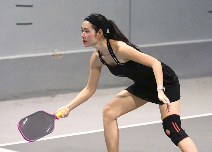 Dù không thể tiến sâu tại giải, Bảo Ngọc cho biết cô vẫn cảm thấy rất vui: “Tôi bị ngã do cố gắng chạy để cứu bóng, dẫn đến mất trụ. Đây cũng là bài học cho tôi rằng nên thận trọng hơn khi thi đấu”.