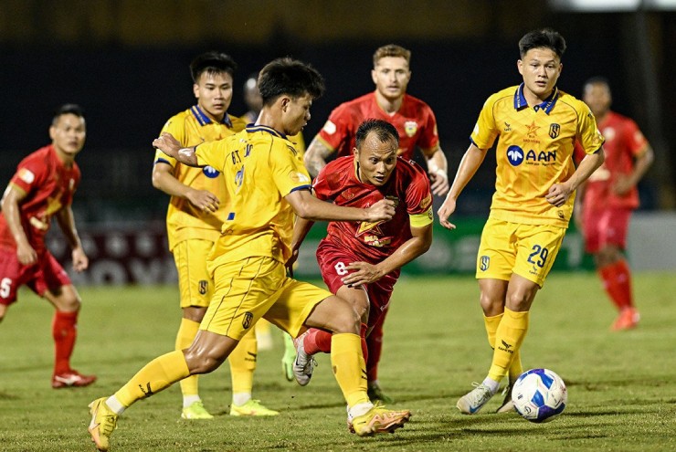 Trực tiếp bóng đá SLNA - Hà Tĩnh: Bảo toàn thành quả (V-League) (Hết giờ)