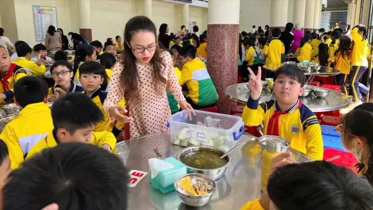 Trường Tiểu học Trưng Vương ở Đà Lạt tạm ngưng bán trú sau vụ việc tố cáo “thực phẩm bẩn”. Ảnh: PN