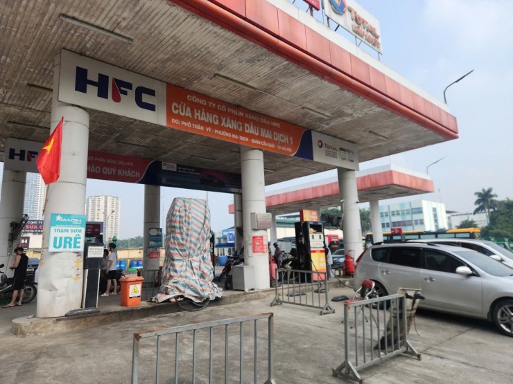 Cây xăng nơi xảy ra sự việc.