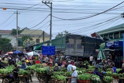 Di dời chợ chuối sau vụ xe tải lao vào chợ khiến nhiều người thương vong
