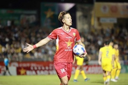 Video bóng đá SLNA - Hà Tĩnh: Công lớn Lê Viktor, chơi thiếu người vẫn có điểm (V-League)