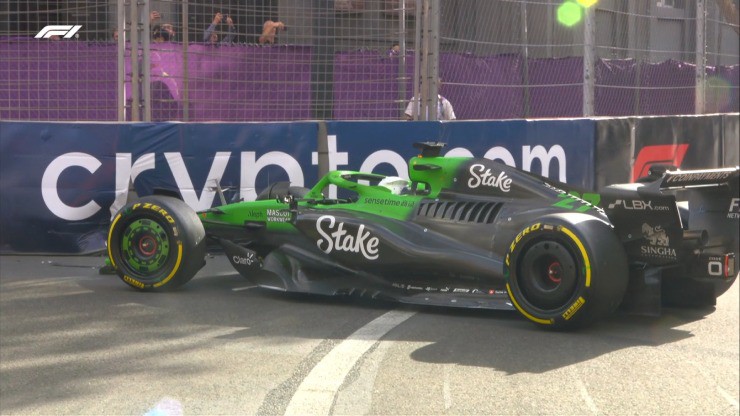 Phiên chạy kéo dài bởi những sự cố liên tiếp