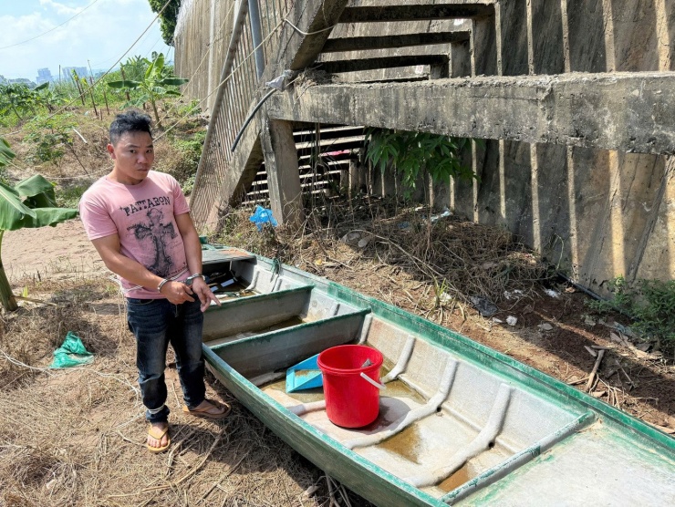 Đối tượng Lý Văn Táp.