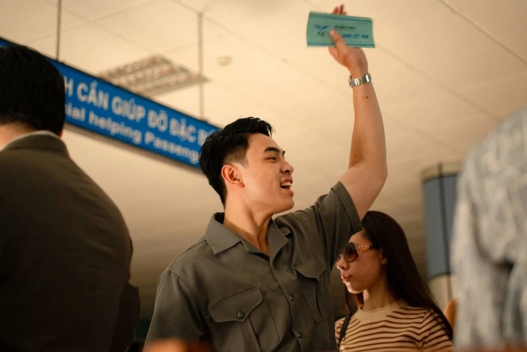 Tử chiến trên không đang dẫn đầu phòng vé.