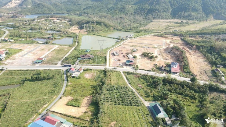 Một số khu vực xã Toàn Lưu trước đây hẻo lánh, nay được chia thành từng ô nhỏ.