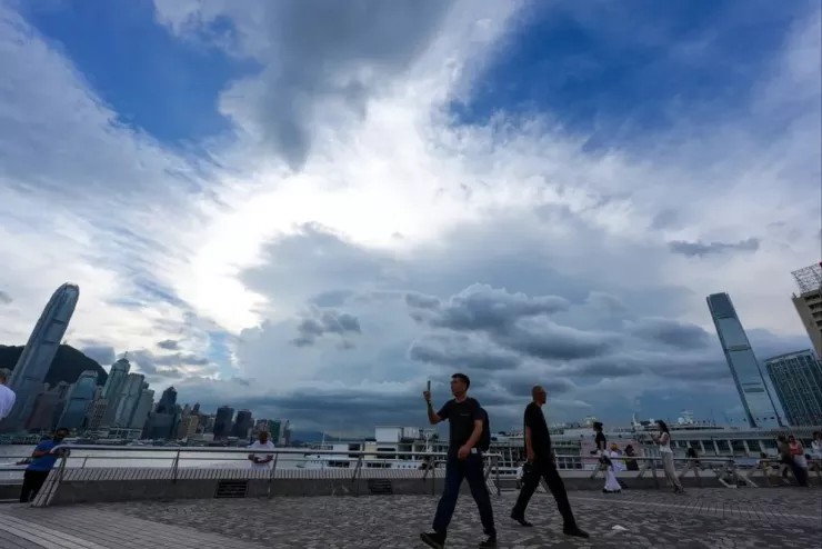 Philippines phát cảnh báo cao nhất khi siêu bão Ragasa tiến gần đảo Babuyan. Ảnh: SOUTH CHINA MORNING POST