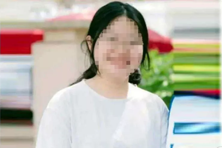 Nữ sinh Bùi Bích Phương.