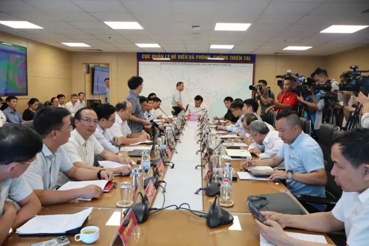 Cuộc họp do Thứ trưởng Bộ Nông nghiệp và Môi trường Nguyễn Hoàng Hiệp chủ trì.