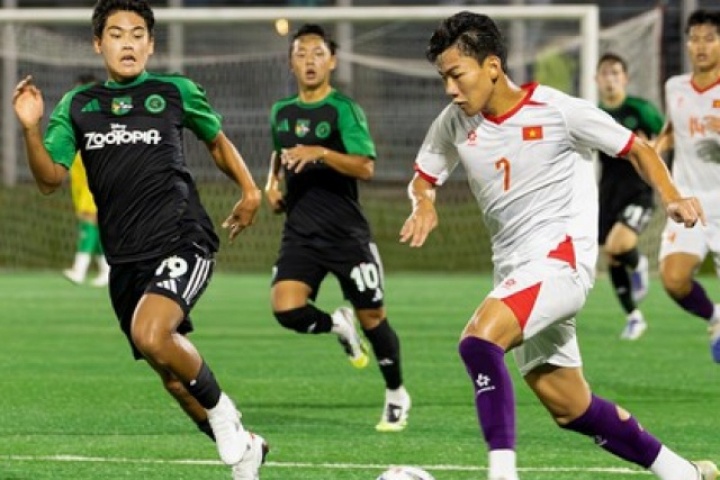 Tuyển U18 Việt Nam tích lũy kinh nghiệm thi đấu tại Hàn Quốc