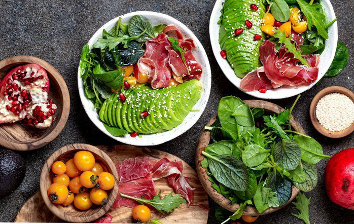 Kiểu ăn Keto đòi hỏi hạn chế nghiêm ngặt carbohydrate hơn cả ăn low-carb thông thường - Ảnh minh họa: NEWS MEDICAL