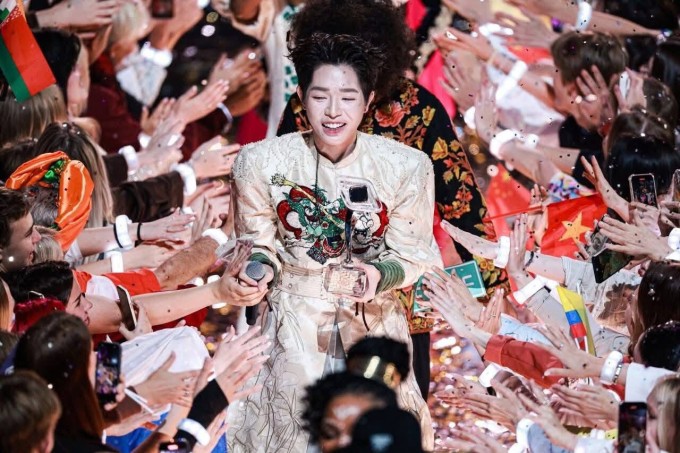 Đức Phúc được khán giả cổ vũ khi chiến thắng cuộc thi. Ảnh: Nhân vật cung cấp