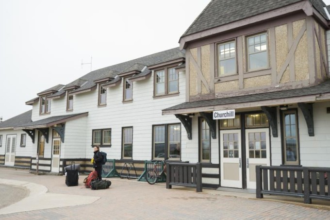 Một góc phố ở thị trấn Churchill. Ảnh: Travel Manitoba