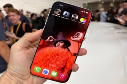 iPhone 17 Pro Max bản Việt Nam “ăn đứt” Galaxy S25 Ultra về pin