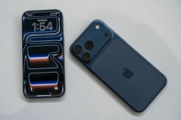 Thị trường - Tiêu dùng - Vì sao iPhone 17 Pro Max lại có giá 2.000 USD?