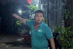 Tin tức trong ngày - Tài xế kể phút sinh tử khi xe điện bị nước cuốn trôi