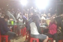 Tin tức trong ngày - Cắm sạc xe đạp điện, 1 học sinh bị điện giật tử vong