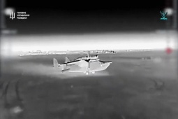 Thế giới - Ukraine lần đầu phá hủy máy bay chống ngầm của Nga