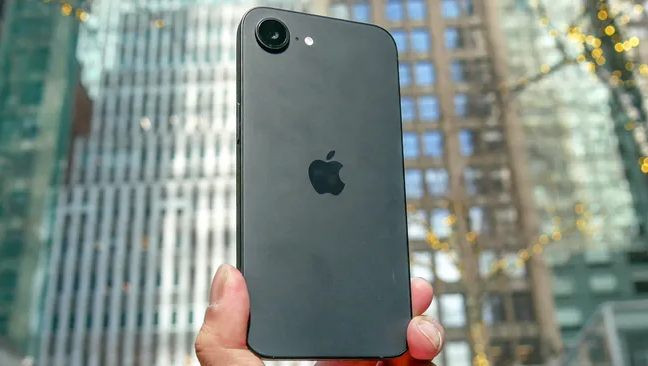 iPhone Air.