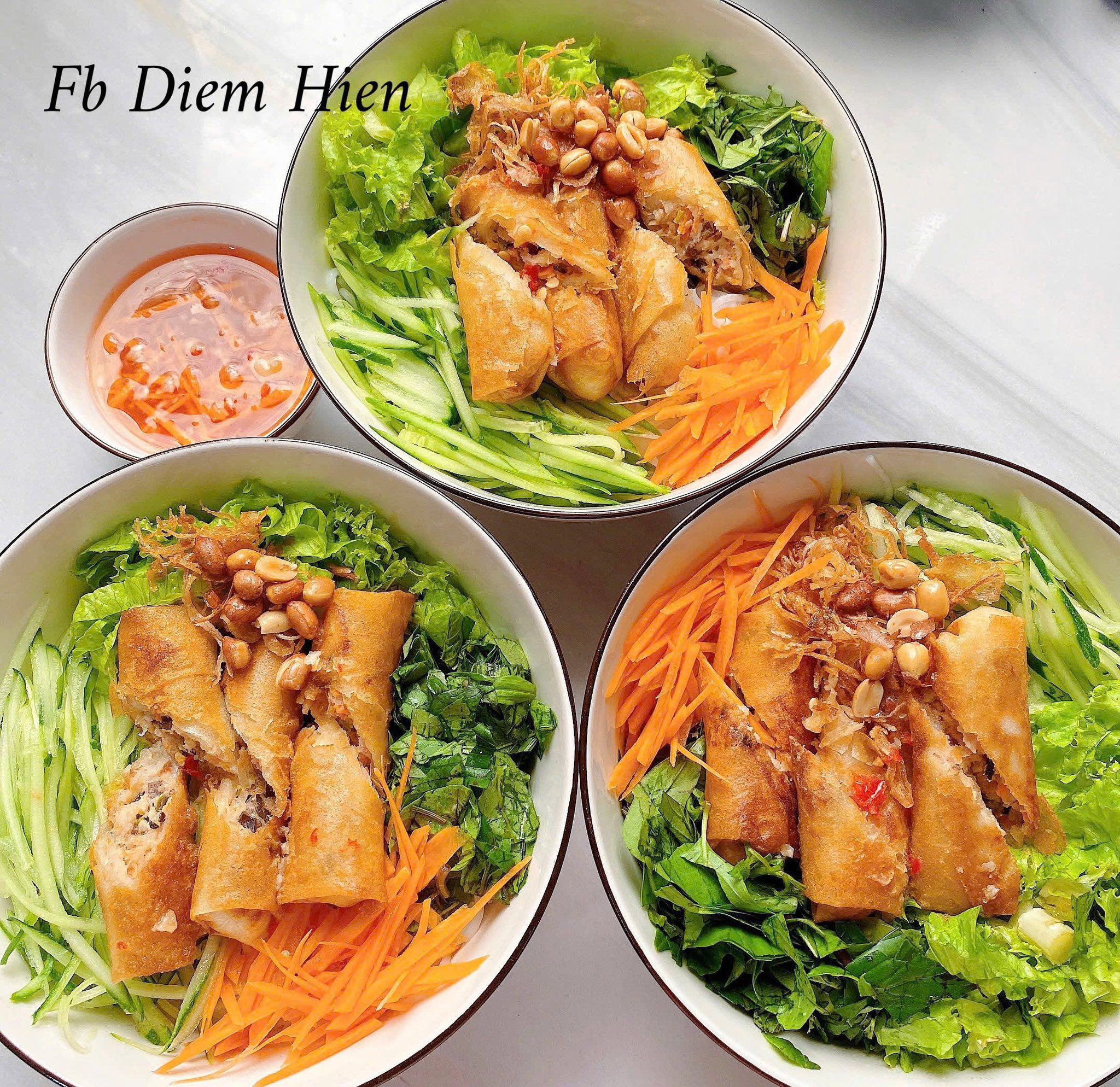 Bún chả giò