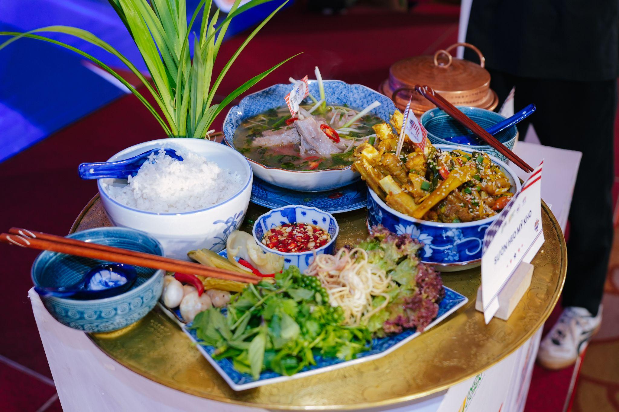 Bữa cơm mang đậm phong vị Việt được biến tấu từ nguyên liệu thịt heo Mỹ (Ảnh: USMEF)