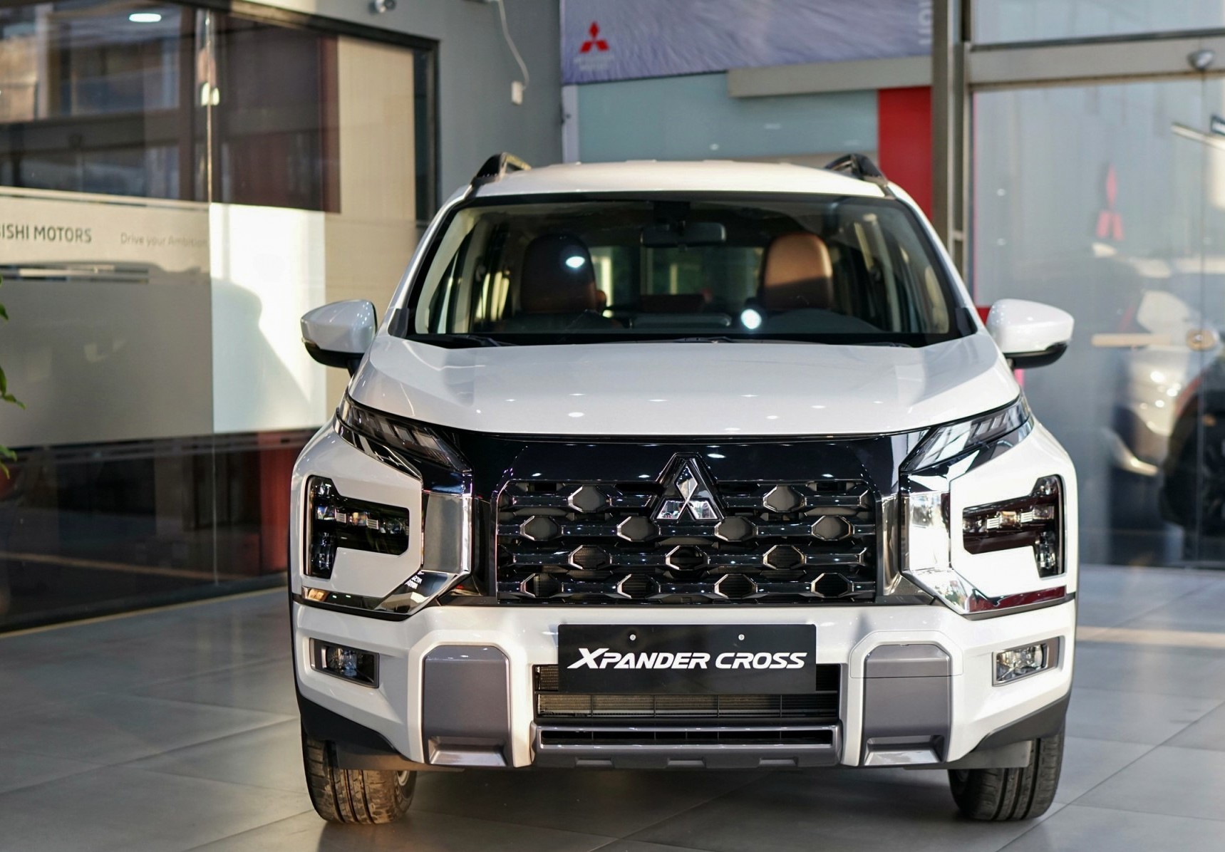 Mitsubishi Xpander phiên bản nâng cấp ra mắt thị trường Việt, chưa về phiên bản HEV - 3