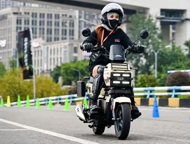 Honda Square X125 - xe ga chỉ dành cho người có 