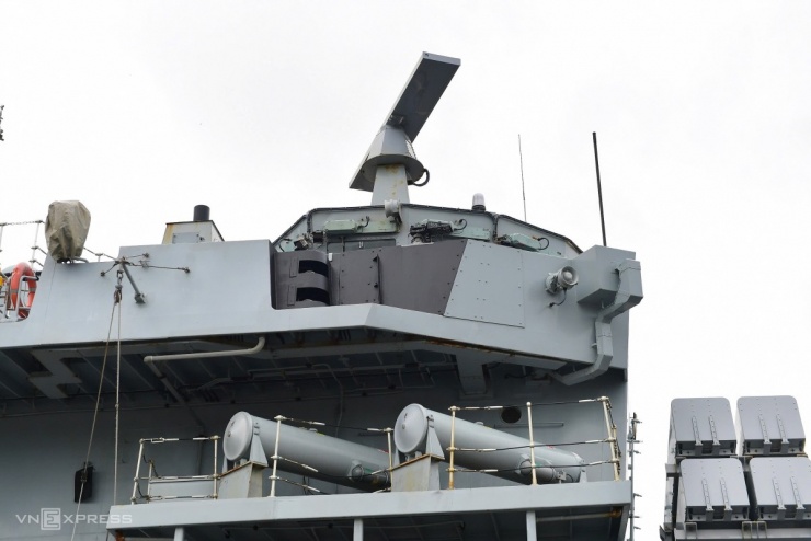Dàn vũ khí trên hộ vệ hạm Anh thăm Việt Nam - 7