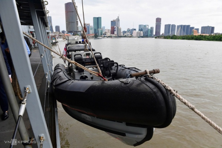 Dàn vũ khí trên hộ vệ hạm Anh thăm Việt Nam - 10