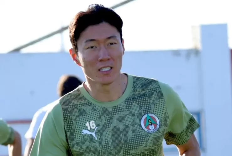 Tiền đạo Hàn Quốc Hwang Ui-jo. Ảnh: CLB ALAYASPOR