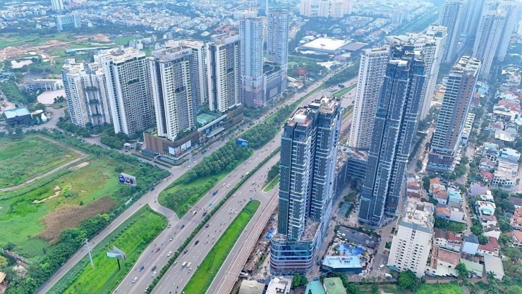 Giá bán chung cư ở TPHCM tăng mạnh trong vài năm qua.