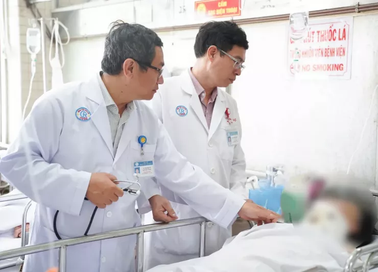 Bệnh nhân NTP (63 tuổi) nhập viện trong tình trạng khá nặng. Ảnh: BVCC