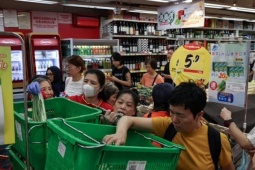 Thế giới - Sự thay đổi của siêu bão Ragasa khi chuẩn bị đổ bộ Trung Quốc