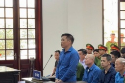 Bình “kiểm” lãnh 12 năm tù