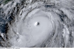 Thế giới - Cảnh tượng siêu bão Ragasa hung hãn nhìn từ vũ trụ