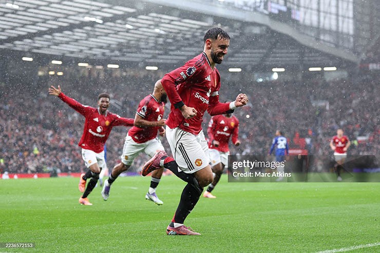 Fernandes vẫn rất sắc bén khi được chơi gần khung thành đối phương