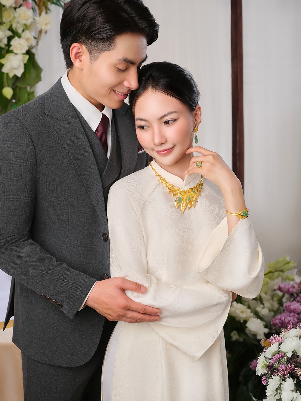 Bộ sưu tập trang sức cưới Lá Ngọc Cành Vàng vừa được PNJ ra mắt cho mùa cưới 2025. Ảnh: PNJ