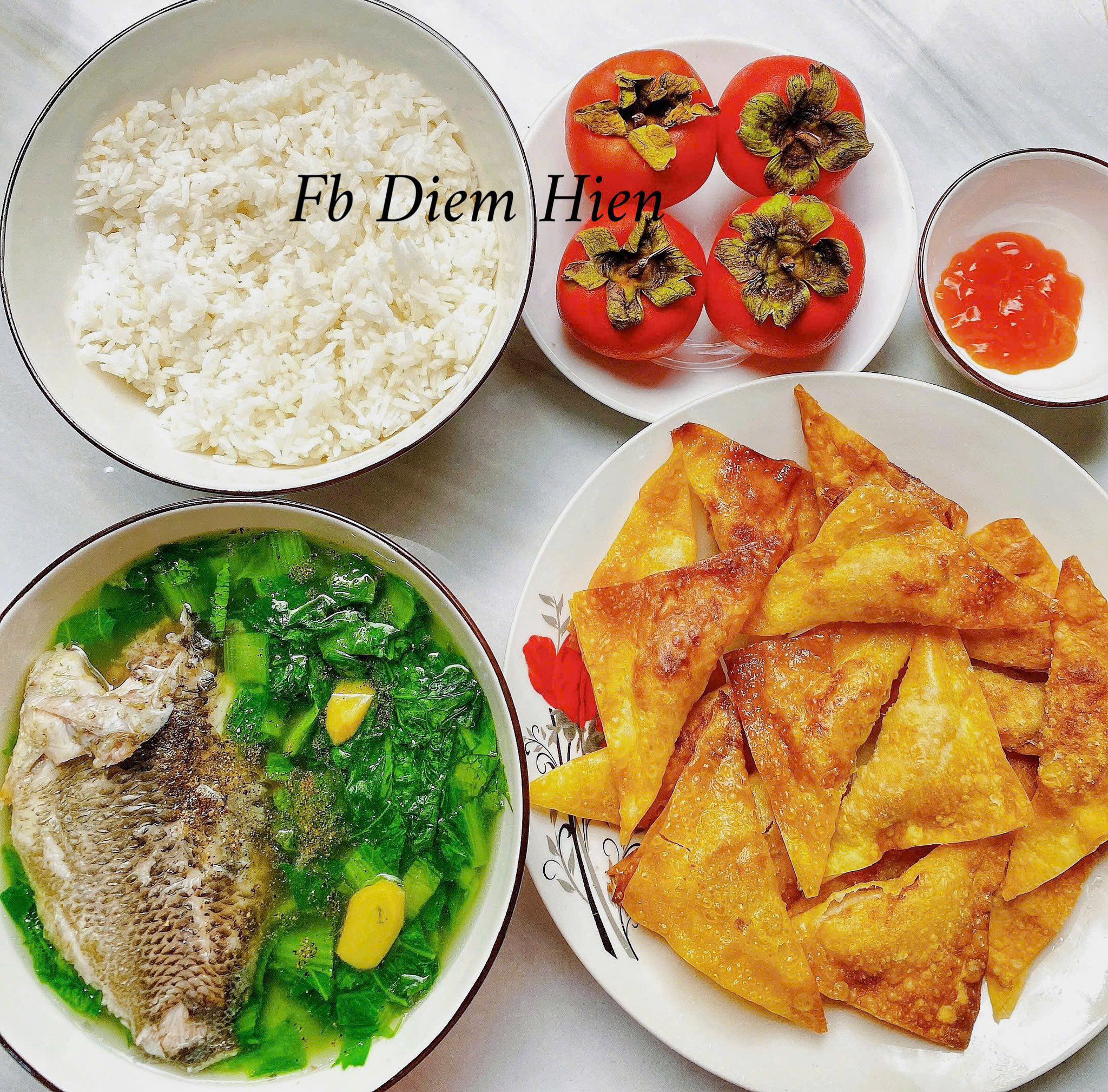 Hoành thánh chiên - Canh cá rô cải xanh
