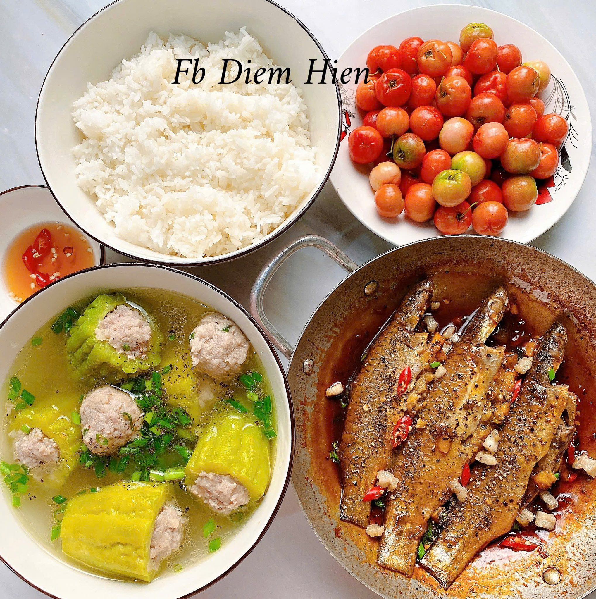 Cá đối kho - Canh khổ qua hầm