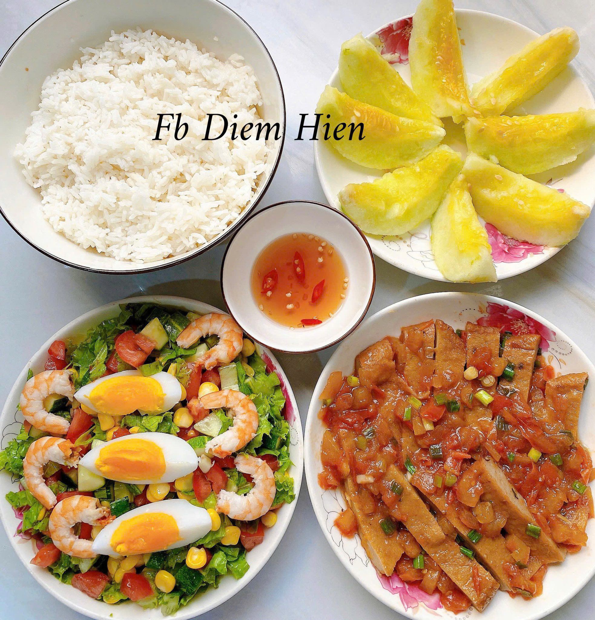 Chả cá sốt cà - Salad&nbsp;
