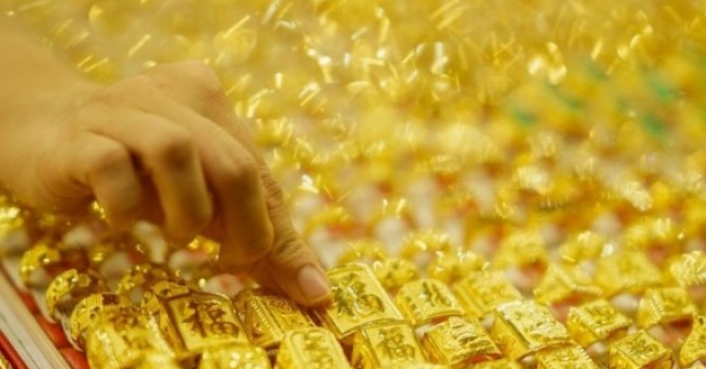 Giá vàng thế giới lập kỷ lục mới 3.755 USD
