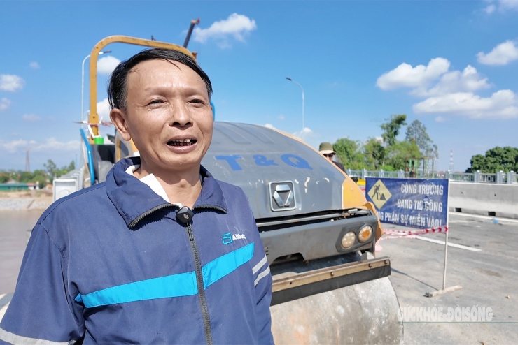 Cầu Phong Châu mới nối đôi bờ sông Hồng trước ngày khánh thành - 8