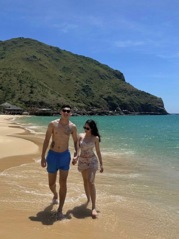 Thủ môn Trịnh Xuân Hoàng cưới 'chị đẹp' tiếp viên hàng không - 6