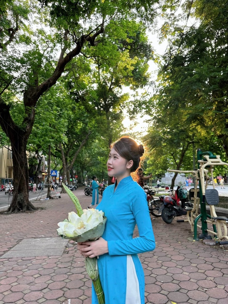 Thủ môn Trịnh Xuân Hoàng cưới 'chị đẹp' tiếp viên hàng không - 7