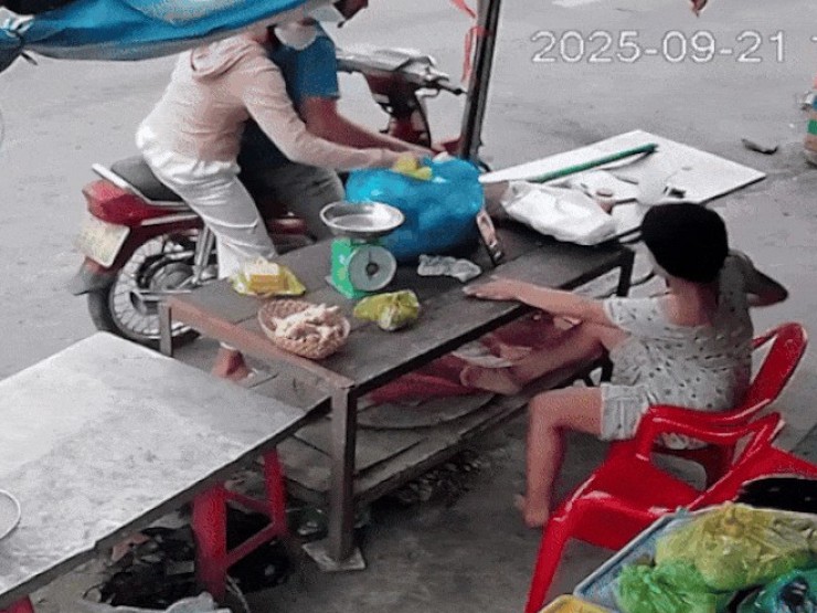 Đã bắt được 1 nghi can giật điện thoại …