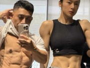 Angela Phương Trinh 'đọ' múi bụng với lực sĩ Phạm Văn Mách