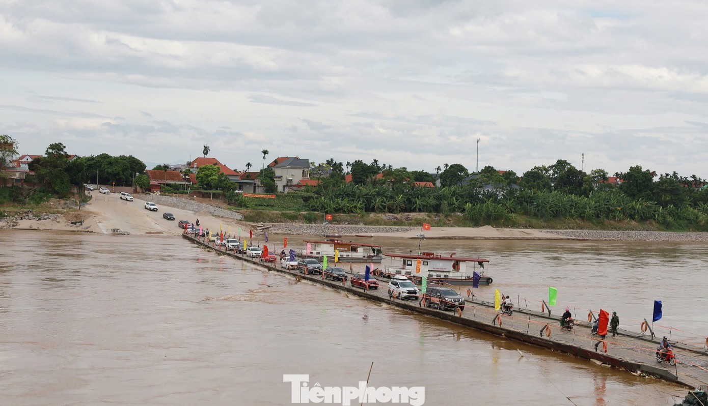 Nhìn lại gần 1 năm thực hiện sứ mệnh đặc biệt của cầu phao Phong Châu - 8